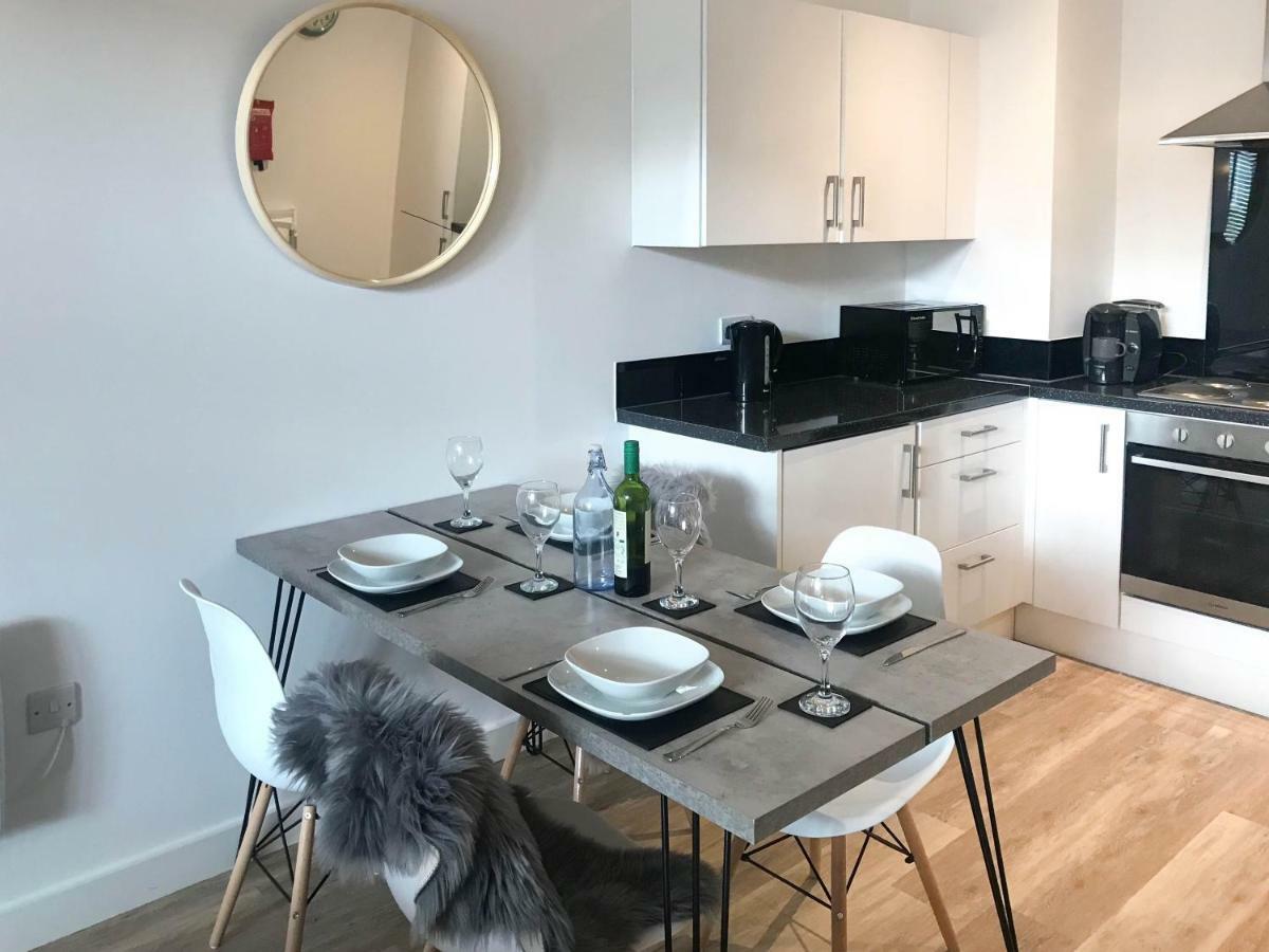Luxury 1 Bed Apartment In City Centre With Parking Chester Zewnętrze zdjęcie