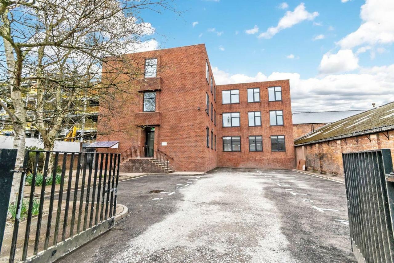 Luxury 1 Bed Apartment In City Centre With Parking Chester Zewnętrze zdjęcie