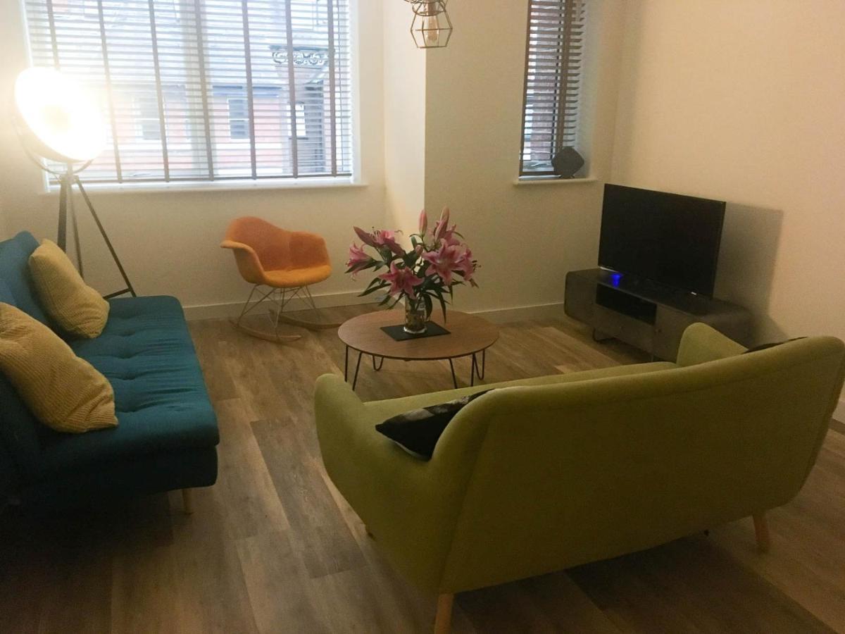Luxury 1 Bed Apartment In City Centre With Parking Chester Zewnętrze zdjęcie
