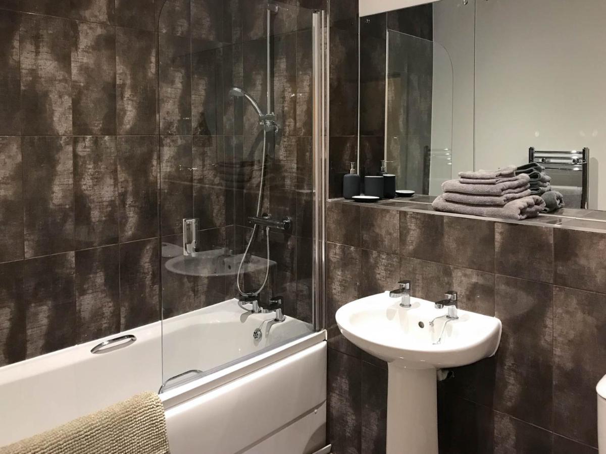 Luxury 1 Bed Apartment In City Centre With Parking Chester Zewnętrze zdjęcie